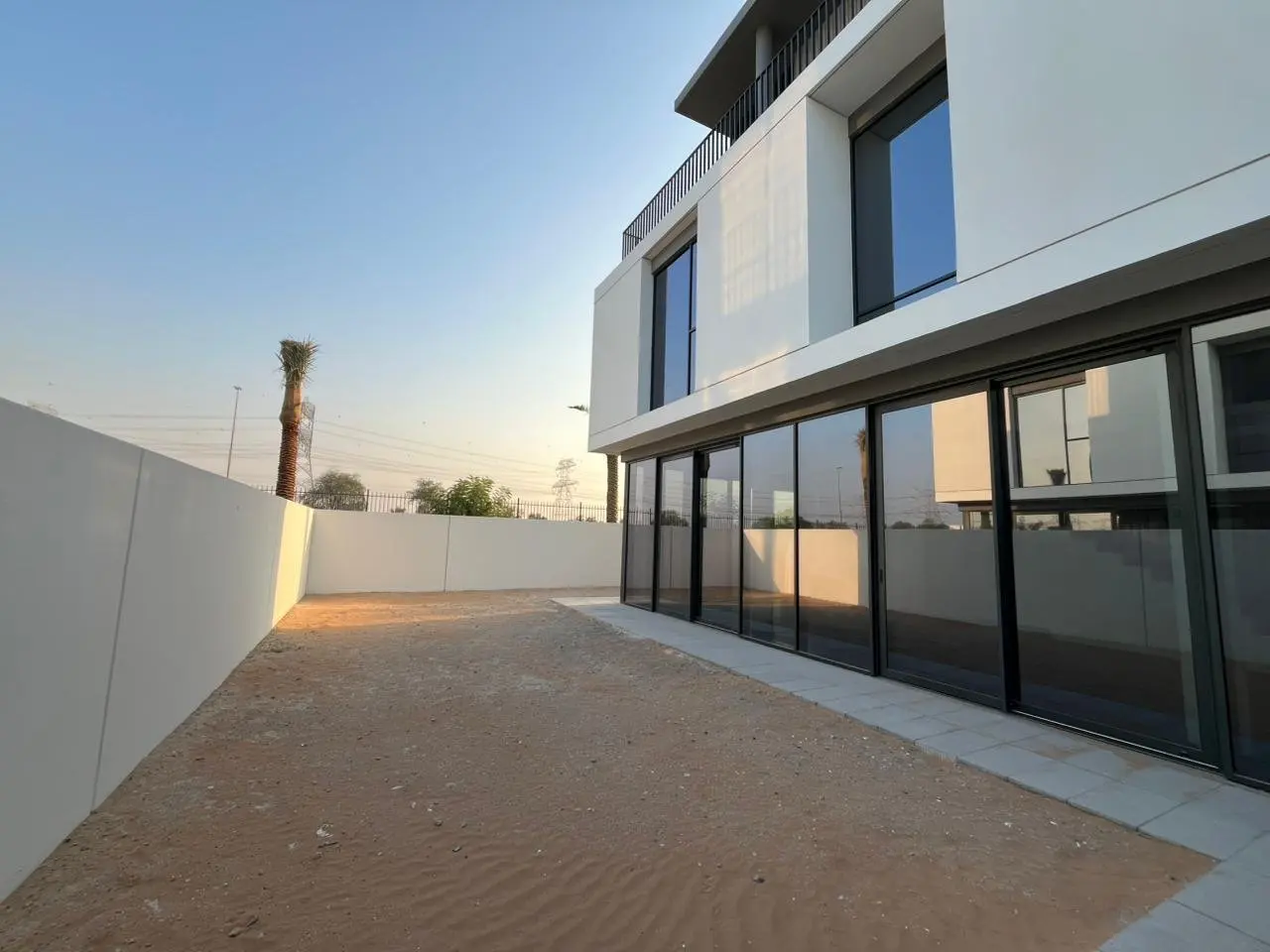 SPACIEUX 4 CHAMBRES + CHAMBRE DE MAID | NEUF | LIBRE | REMIS – Villa Dubai (21/25)