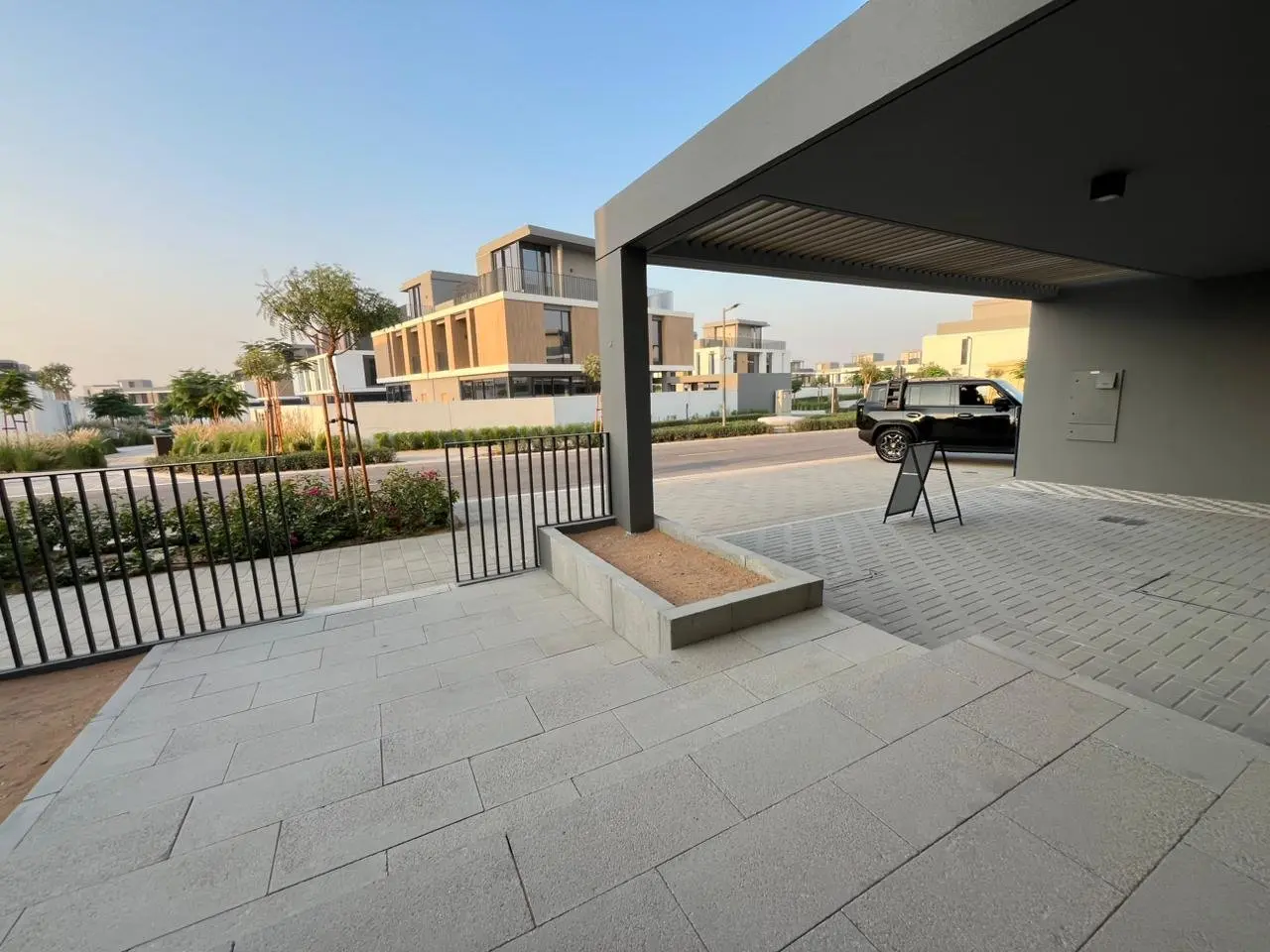 SPACIEUX 4 CHAMBRES + CHAMBRE DE MAID | NEUF | LIBRE | REMIS – Villa Dubai (23/25)