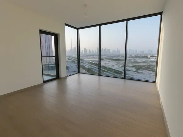 DISPONIBLE EN JUIN | MEILLEURE CONFIGURATION | VUE EMBLÉMATIQUE SUR LA SKYLINE – Appartement Dubai (1/8)