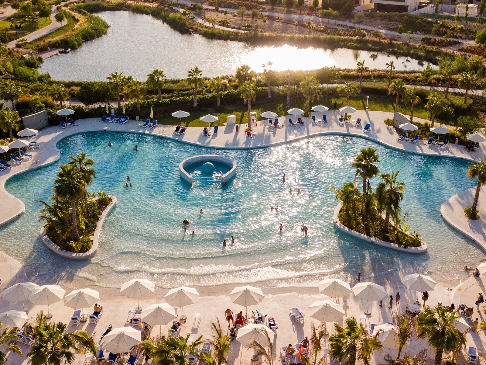 112973-Golf_Gate_2-Amenities-02-Malibu-Bay-4×3