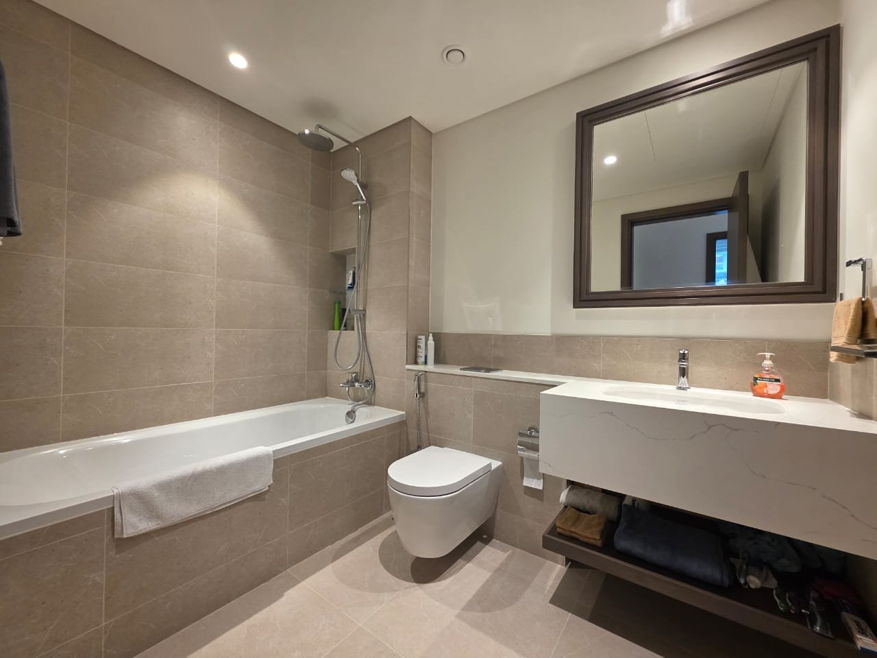 114517-7eb61af1-3672-4942-bf74-a1dd466a3e74