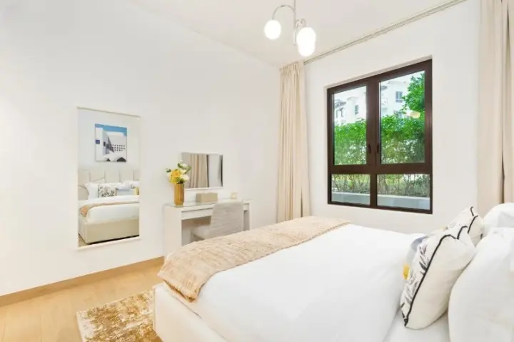 POOL FLOOR | VOT | VENDEUR MOTIVÉ – Appartement DUBAI (4/13)