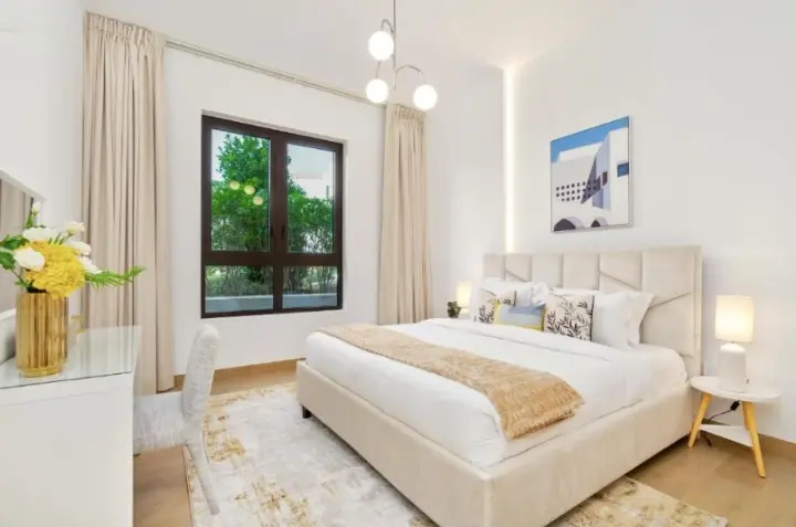 POOL FLOOR | VOT | VENDEUR MOTIVÉ – Appartement DUBAI (2/13)