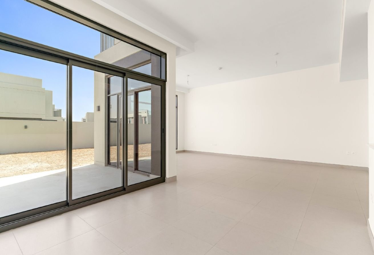 117017-e1eb9eb7-7180-4bd8-bf5b-50c690ead3cf_original-19