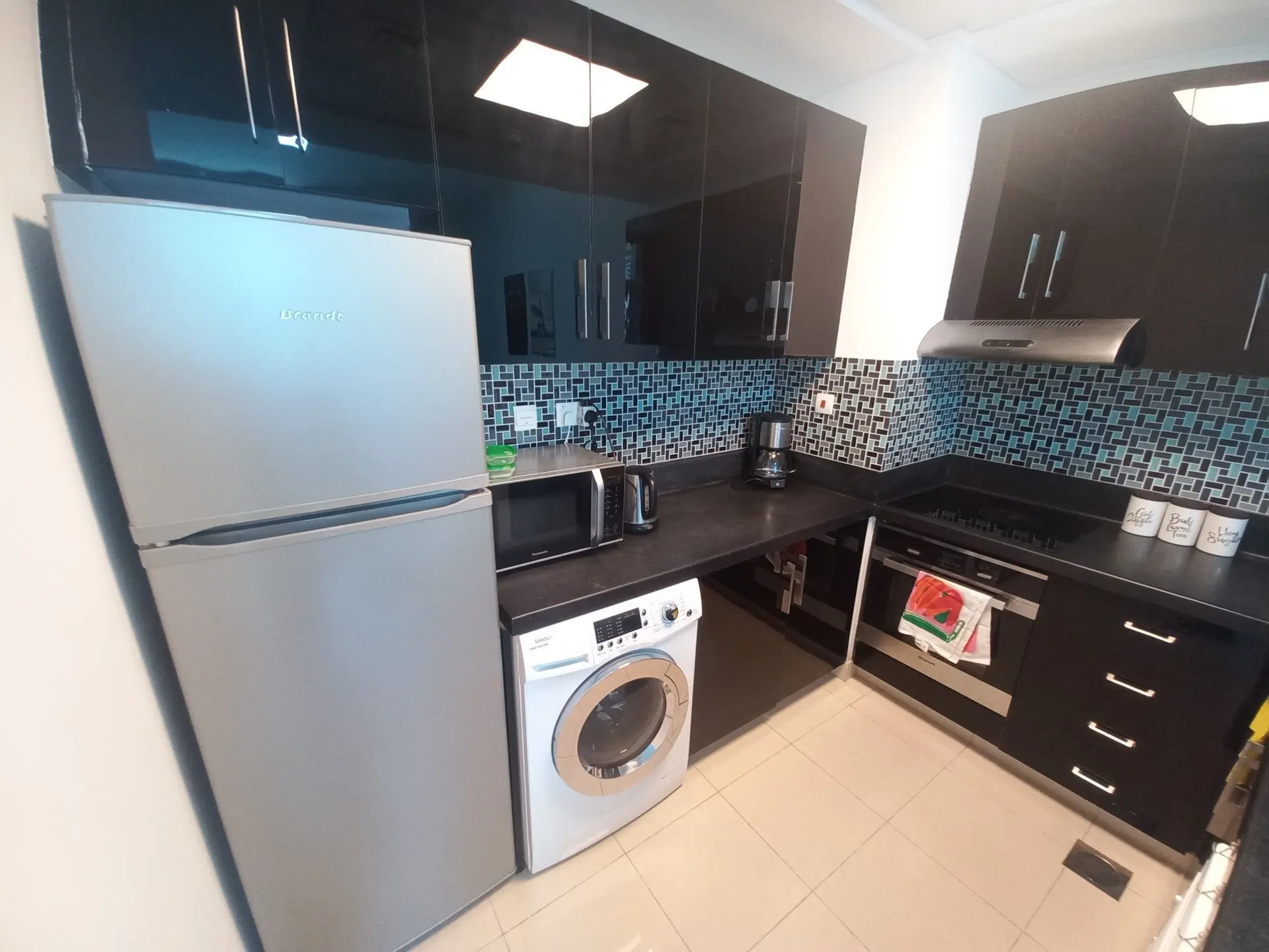SEMI-MEUBLÉ | BIEN ENTRETENU | EMPLACEMENT PREMIUM – Appartement Dubai (7/10)