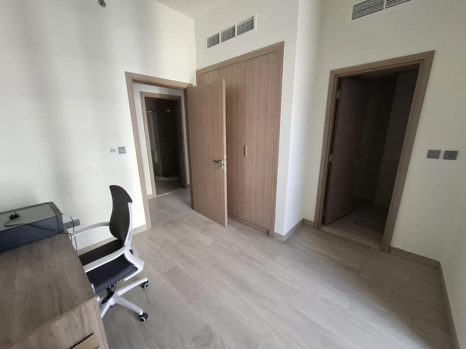 122972-20240917_154140.jpg-2 UNITÉ RARE | EMPLACEMENT DE PREMIER CHOIX | LOUÉ – Appartement Dubai (2/9)
