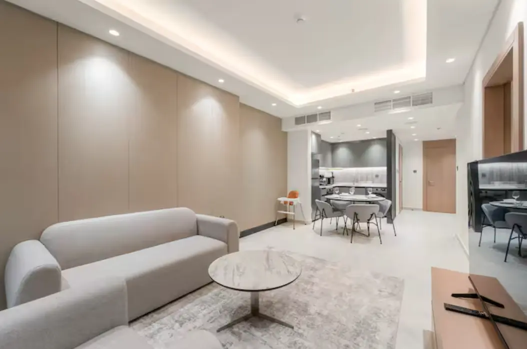 123949-Screenshot-2026-03-13-110031 PRIX INFÉRIEUR AU MARCHÉ | AGENCEMENT SPACIEUX | VUE SUR LA SKYLINE – Appartement Dubai (7/25)