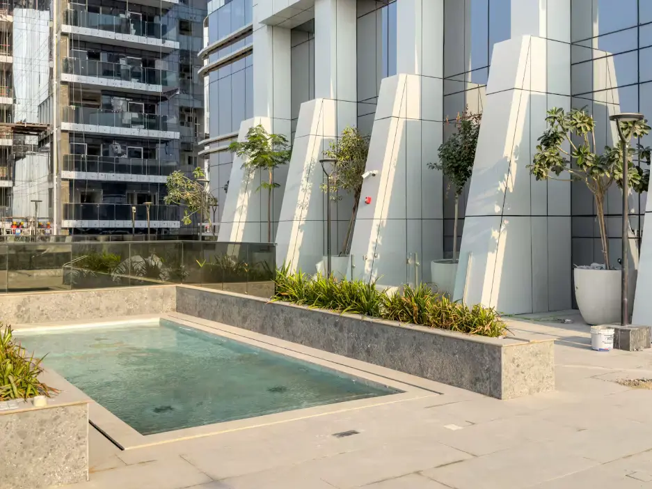 123961-Screenshot-2026-03-13-113040 PRIX INFÉRIEUR AU MARCHÉ | AGENCEMENT SPACIEUX | VUE SUR LA SKYLINE – Appartement Dubai (22/25)