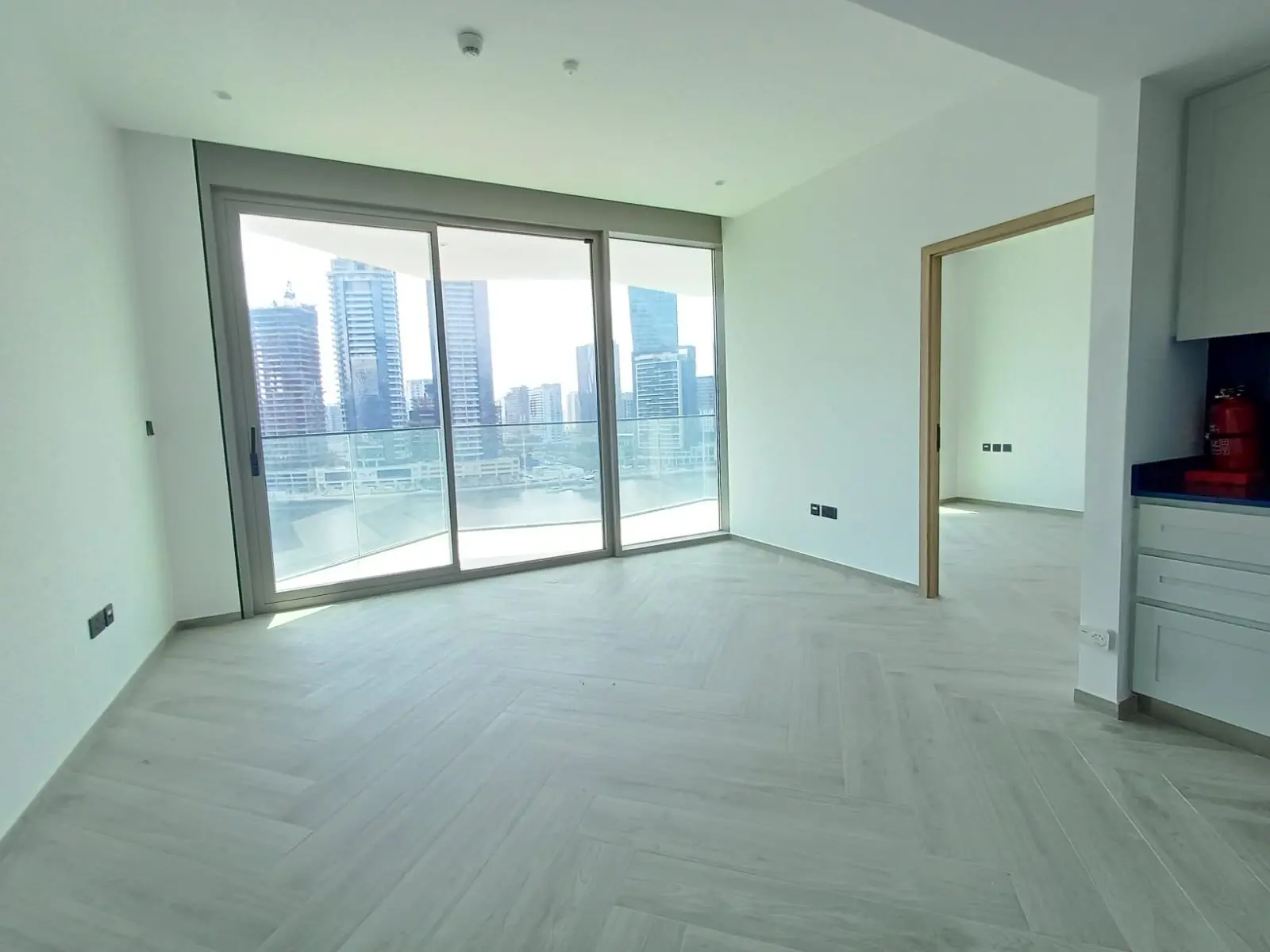 VUE COMPLÈTE SUR LE CANAL | APPARTEMENT D’ANGLE | SUITES 2 CHAMBRES – Appartement Business Bay (9/18)