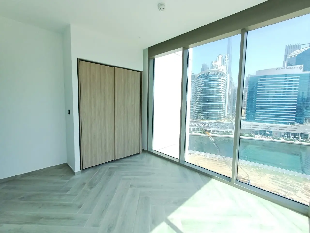 VUE COMPLÈTE SUR LE CANAL | APPARTEMENT D’ANGLE | SUITES 2 CHAMBRES – Appartement Business Bay (12/18)