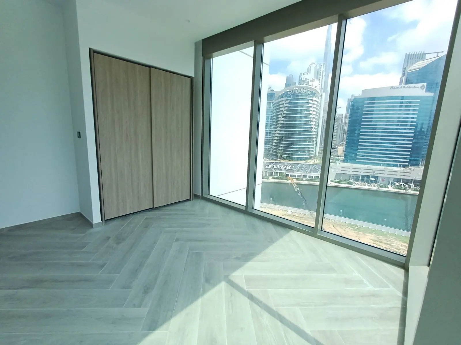 VUE COMPLÈTE SUR LE CANAL | APPARTEMENT D’ANGLE | SUITES 2 CHAMBRES – Appartement Business Bay (11/18)