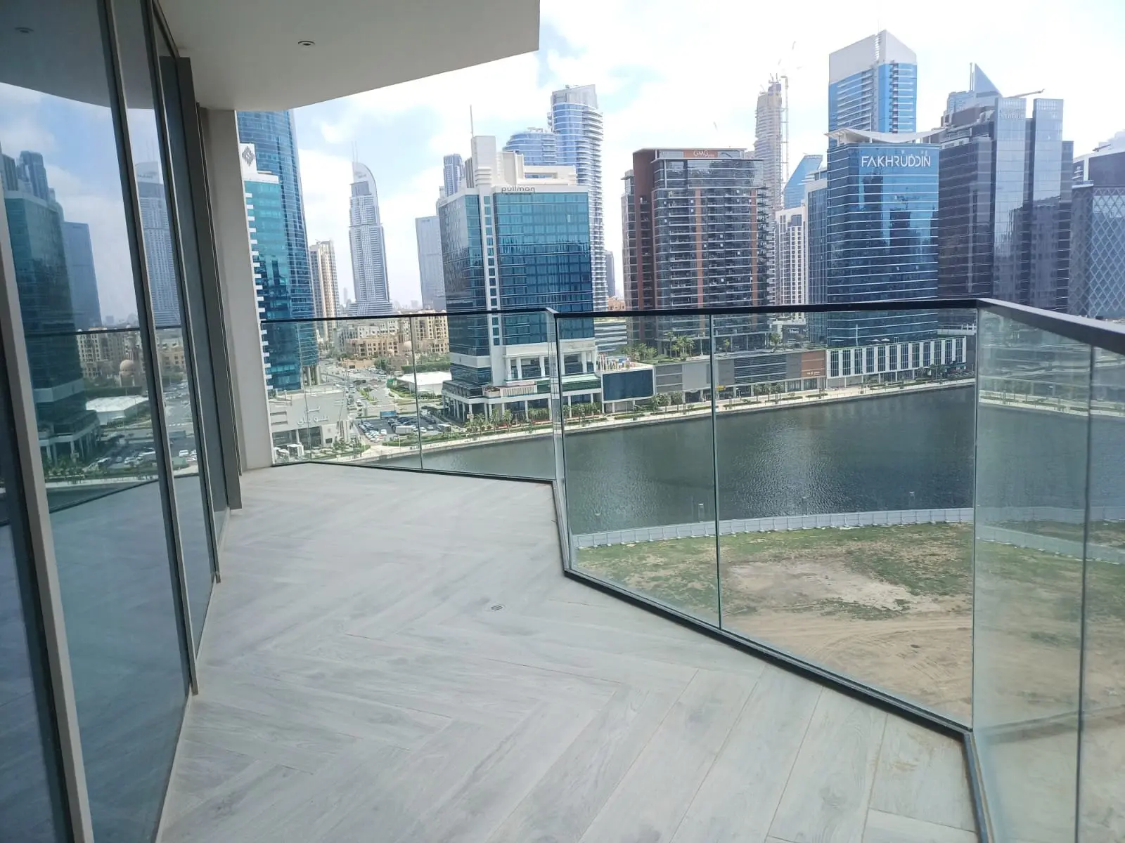 VUE COMPLÈTE SUR LE CANAL | APPARTEMENT D’ANGLE | SUITES 2 CHAMBRES – Appartement Business Bay (2/18)