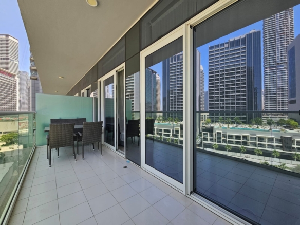126458 CV - Immobilier Dubai