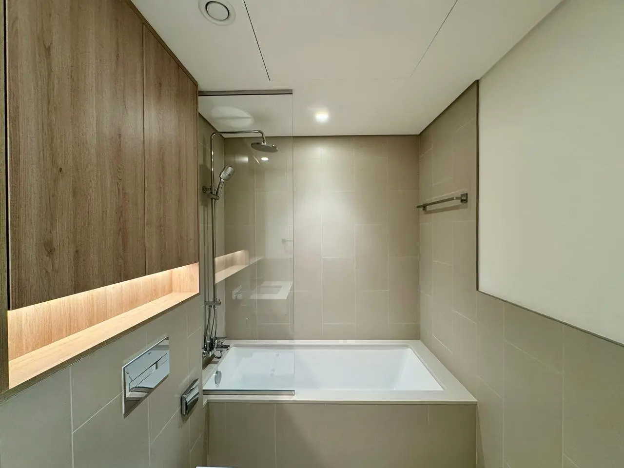 127132-WhatsApp-Image-2026-03-18-at-12.15.50-PM VUE VILLA | EMPLACEMENT PREMIUM | DESIGN MODERNE – Appartement Dubai (13/18)