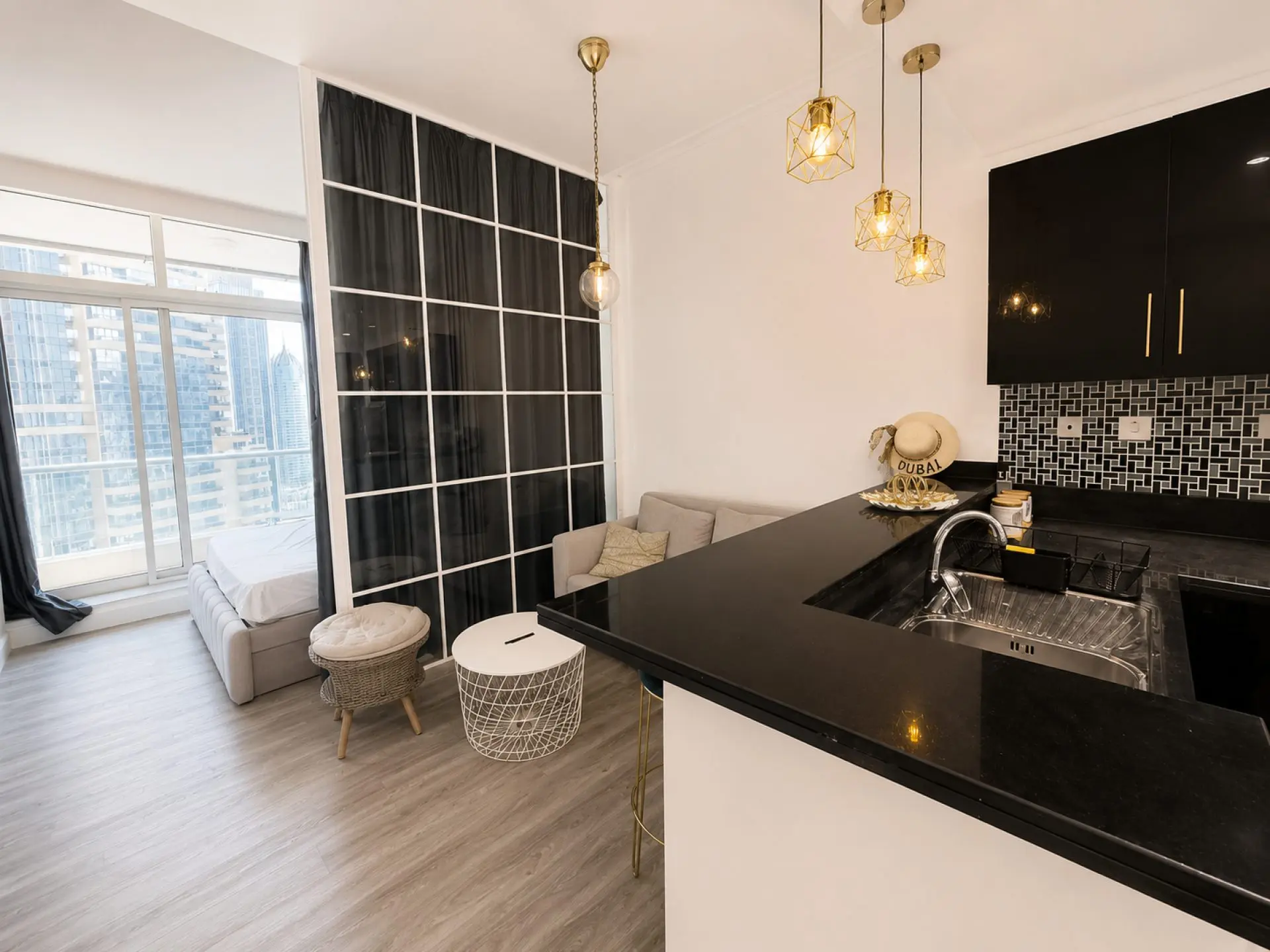 ENTIÈREMENT MEUBLÉ | VUE SUR PALM ET MARINA | LOCATION EN EMPLACEMENT PRIVILÉGIÉ – Appartement Dubai (3/10)