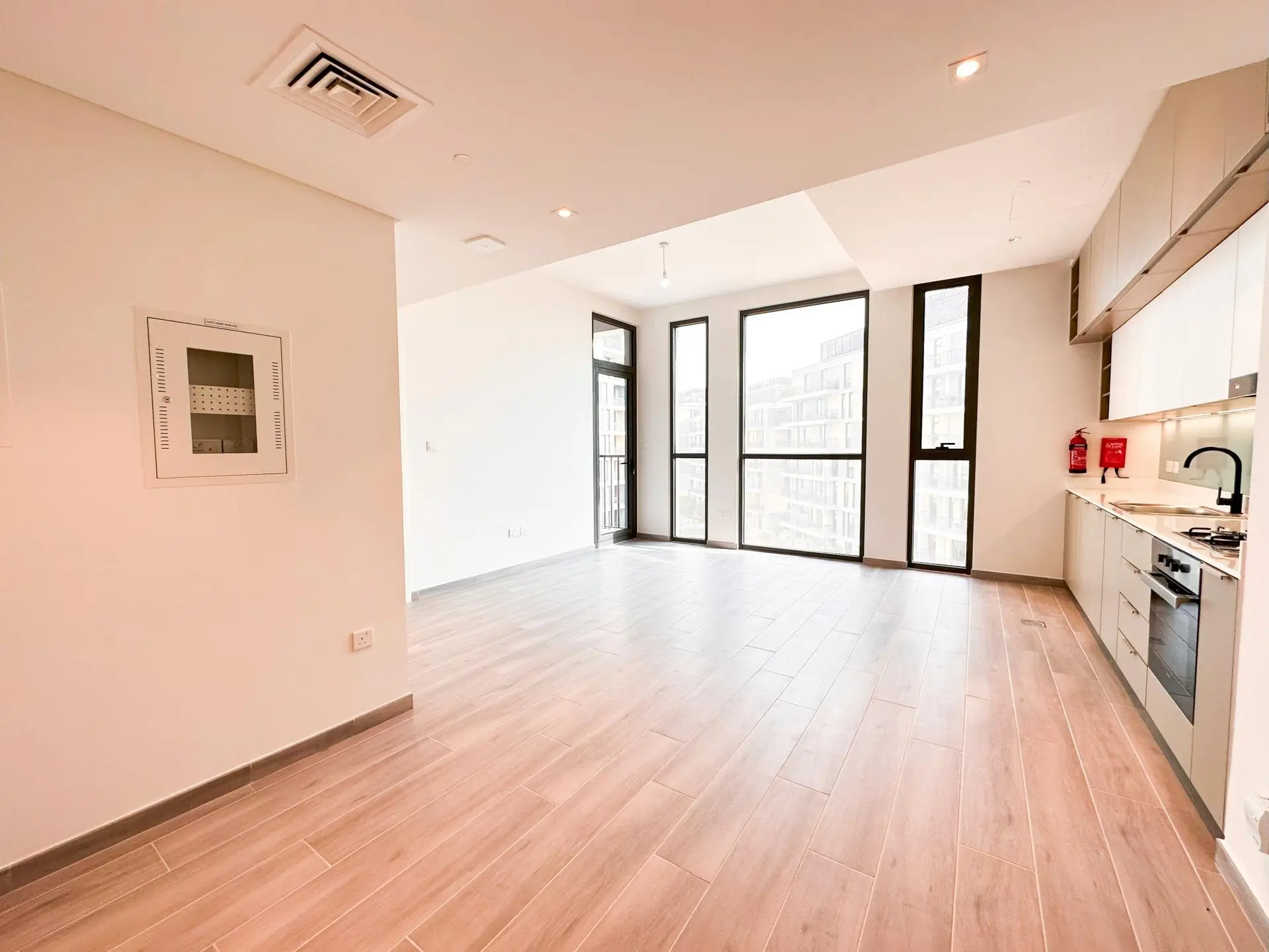 EXCLUSIF | BON PRIX | 1 CHAMBRE | ÉTAGE ÉLEVÉ | VUE PISCINE – Appartement Dubai (4/18)