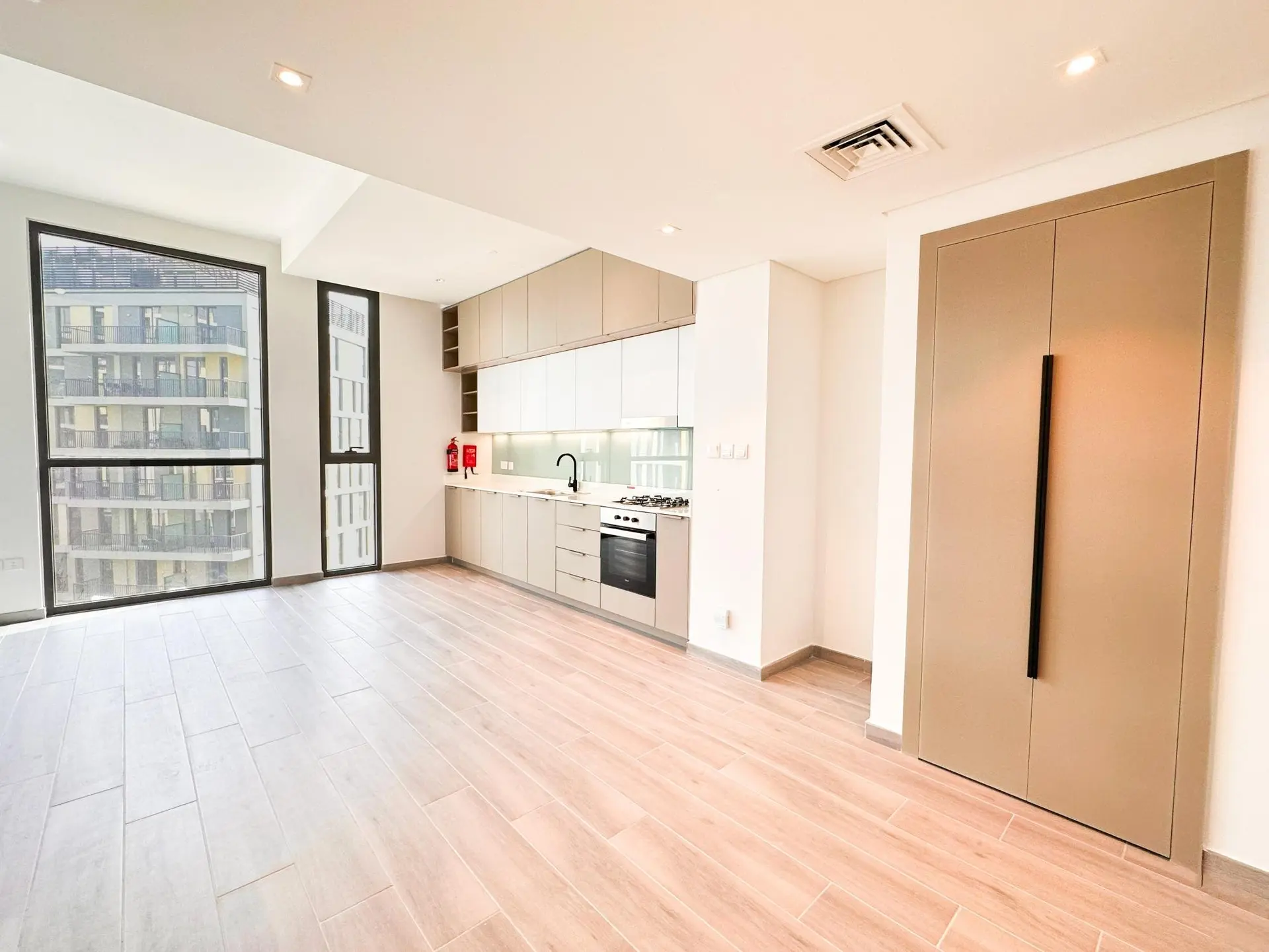 EXCLUSIF | BON PRIX | 1 CHAMBRE | ÉTAGE ÉLEVÉ | VUE PISCINE – Appartement Dubai (5/18)