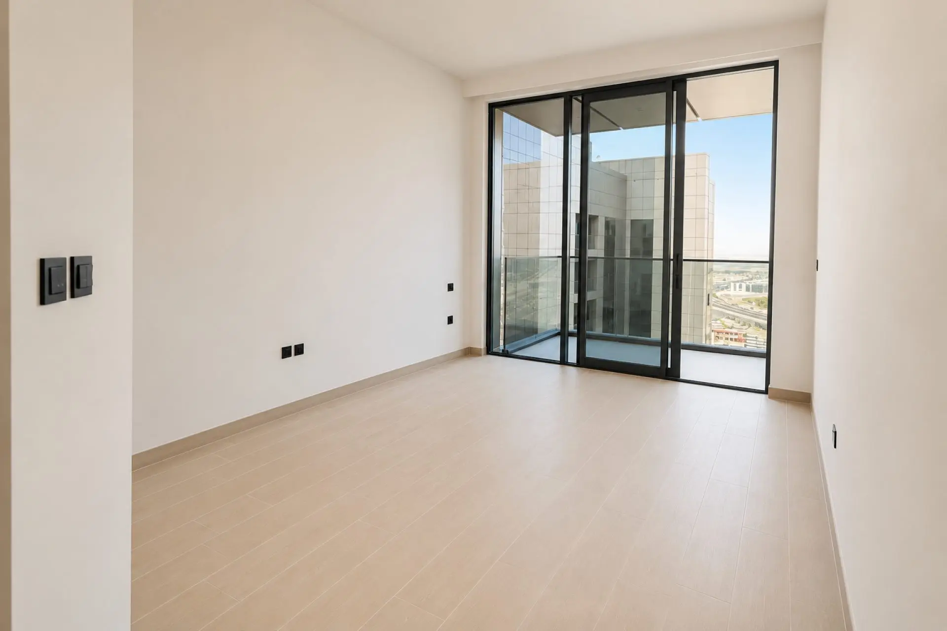 VUE SUR LE RUISSEAU | ÉTAGE INTERMÉDIAIRE | TYPE-10 – Appartement Dubai (3/9)