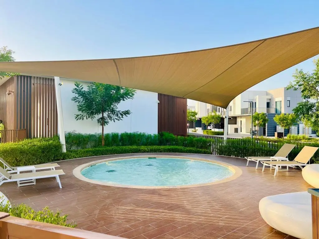 À proximité du club-house - Libre – Pavillon Dubai (6/13)
