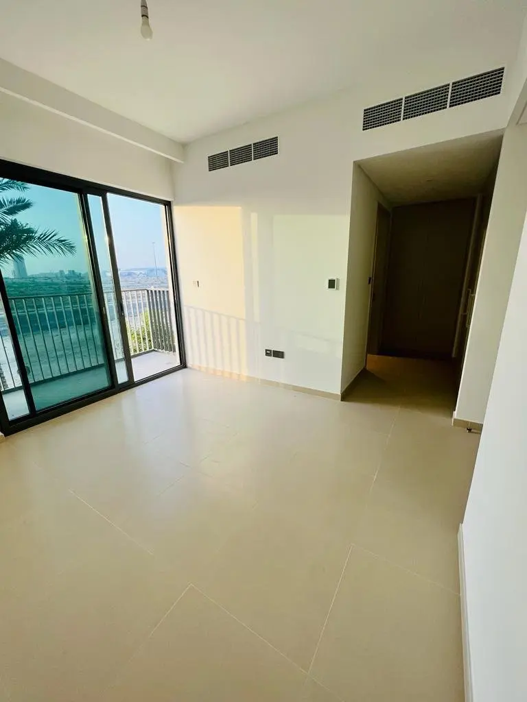 À proximité du club-house - Libre – Pavillon Dubai (8/13)