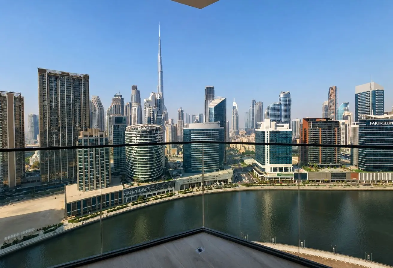 NEUF | VUE BURJ KHALIFA + CANAL | DESIGN MODERNE NEUF | VUE BURJ KHALIFA + CANAL | DESIGN MODERNE – Appartement Dubai (1/13)