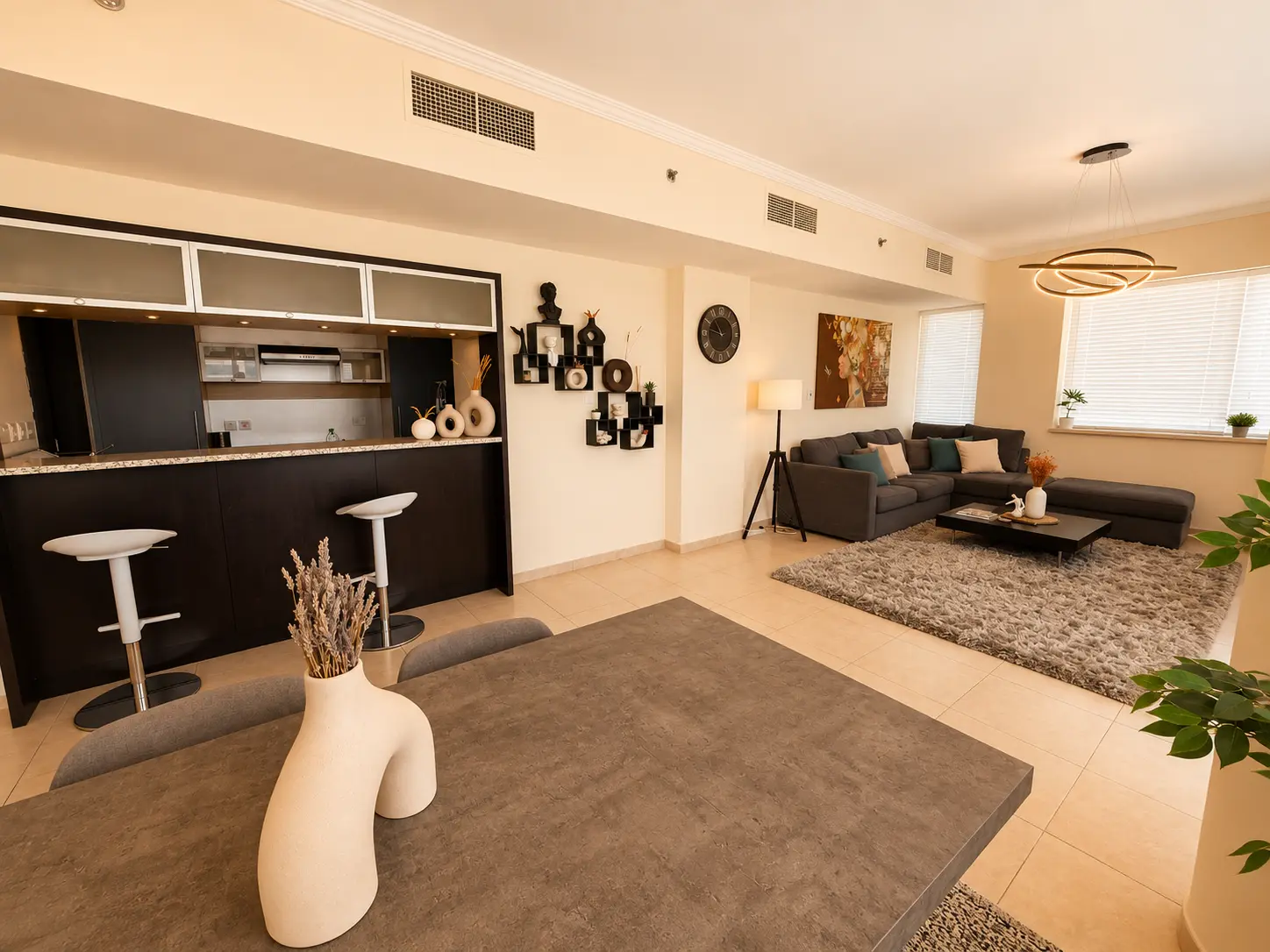 3 MOIS GRATUITS | DÉBARRAS + BUANDERIE | ÉTAGE ÉLEVÉ | VUE MARINA – Appartement Dubai (2/19)