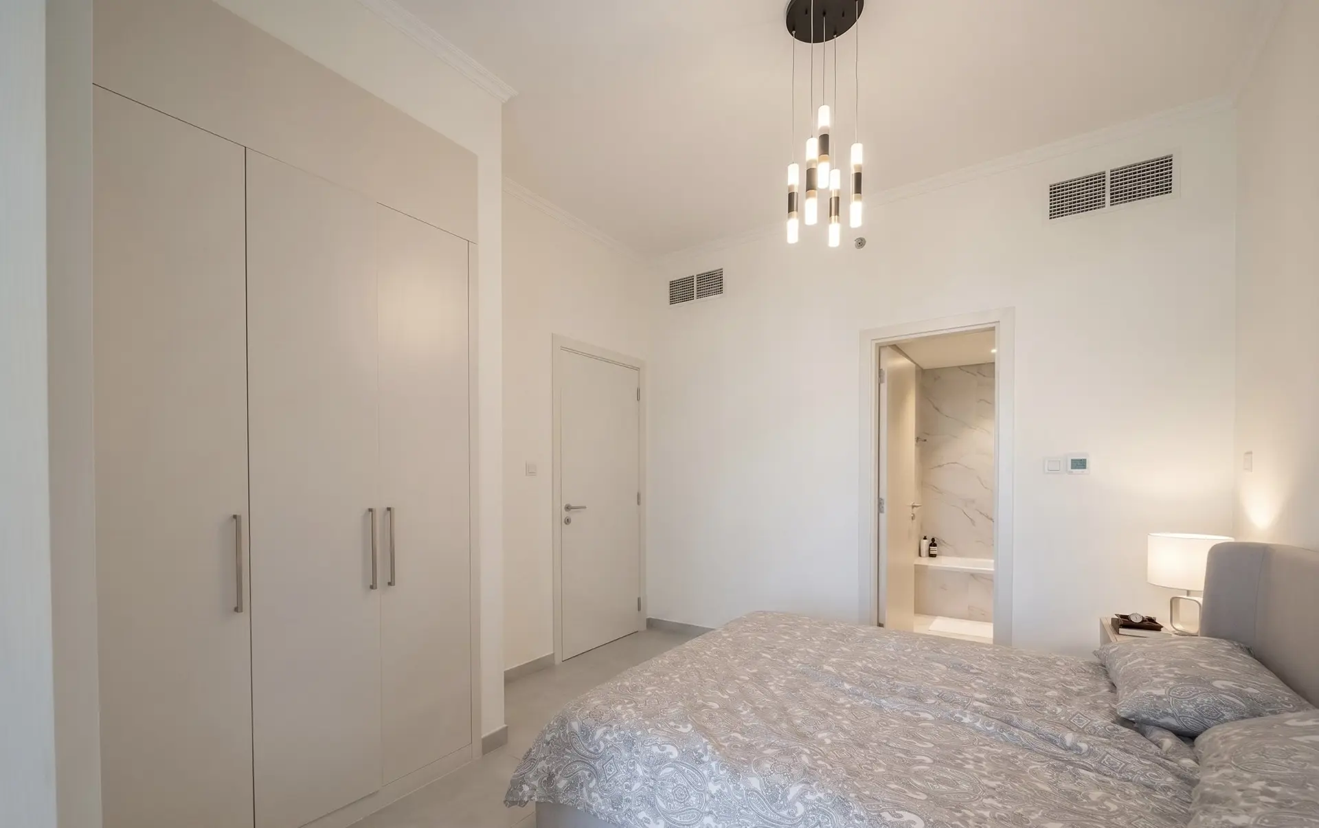 SPACIEUX 1 CHAMBRE | VUE GOLF + PARC | ENTIÈREMENT MEUBLÉ – Appartement Dubai (7/9)