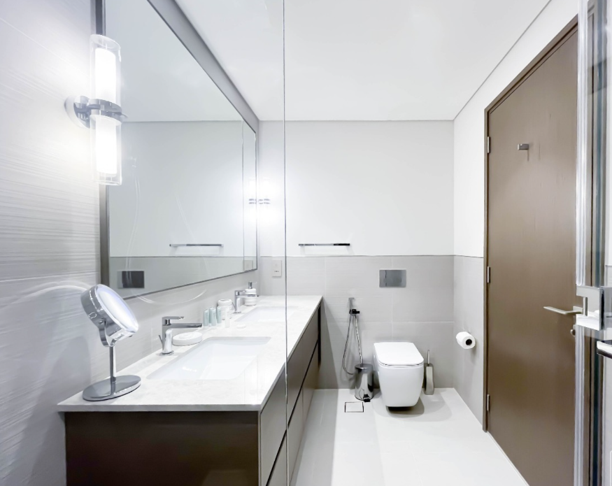 134391-17 VUES SUR LA SKYLINE | 3 CHAMBRES ENTIÈREMENT MEUBLÉES | VIE URBAINE DE LUXE Appartement