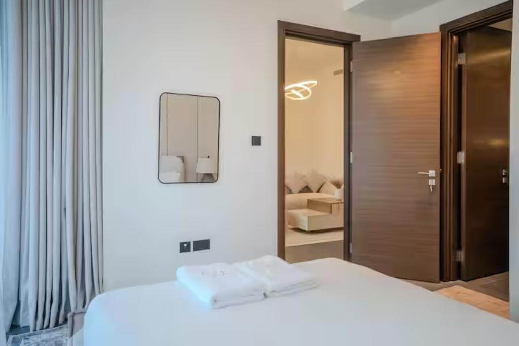 134564-image-7 BRIGHT 1BR + MAID | ENTIÈREMENT MEUBLÉ | EMPLACEMENT PREMIUM Appartement