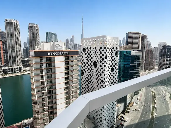 VUES SUR LA SKYLINE | ÉTAGE ÉLEVÉ | 1 CHAMBRE ENTIÈREMENT MEUBLÉE – Appartement Dubai (1/13)