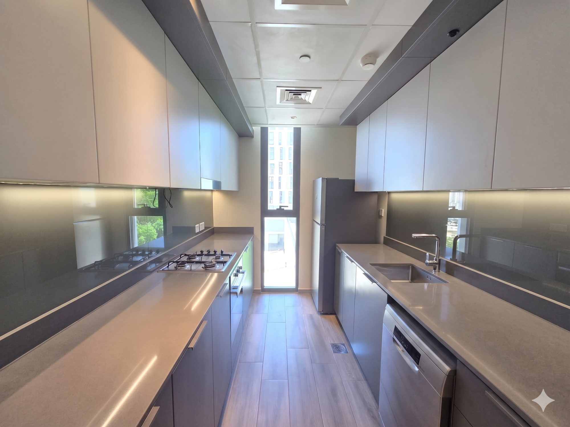 SPACIEUX SÉJOUR | VUE PARC | ESPACE DE RANGEMENT Appartement Midtown