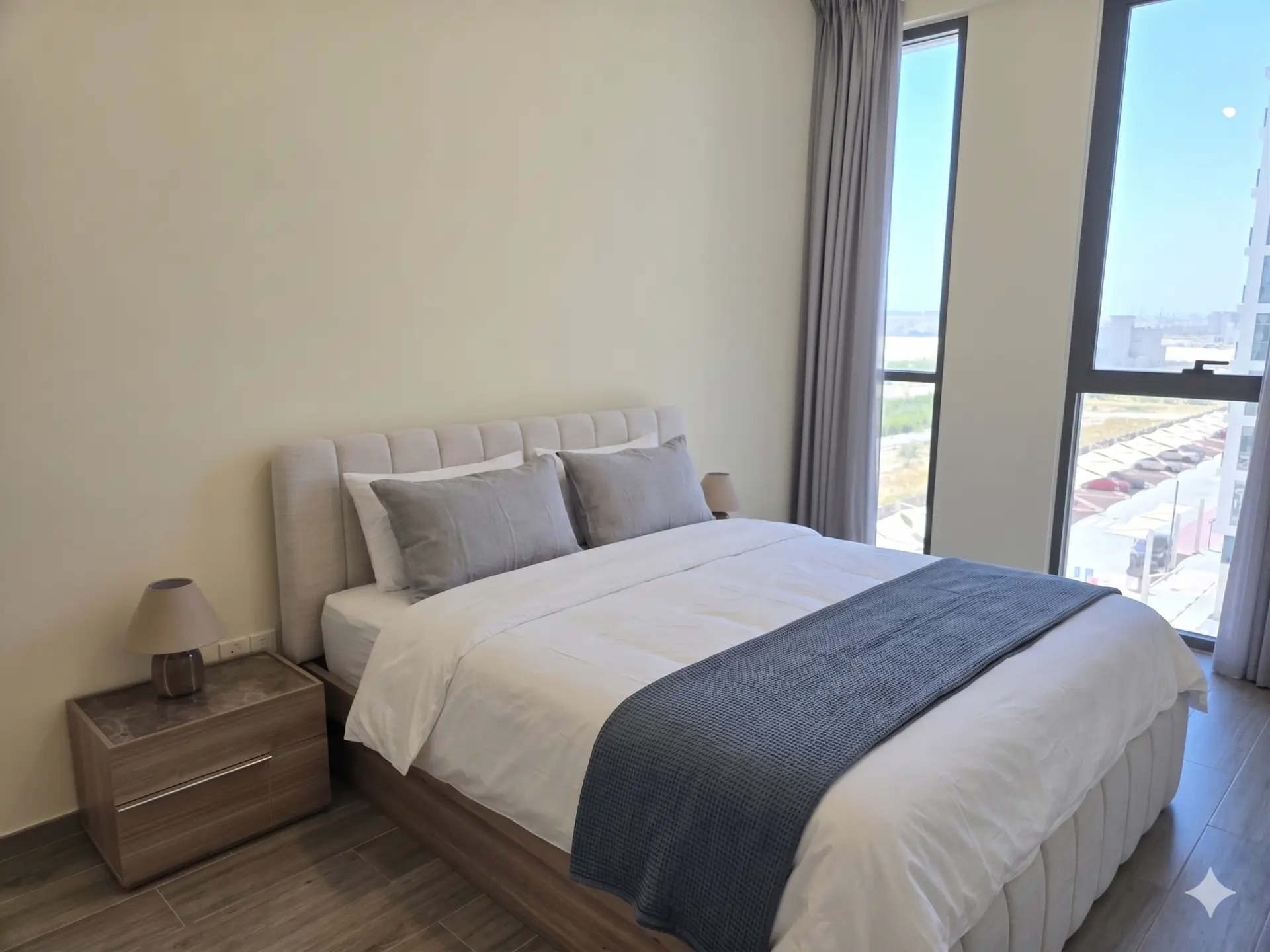 SPACIEUX SÉJOUR | VUE PARC | ESPACE DE RANGEMENT – Appartement Dubai (2/9)