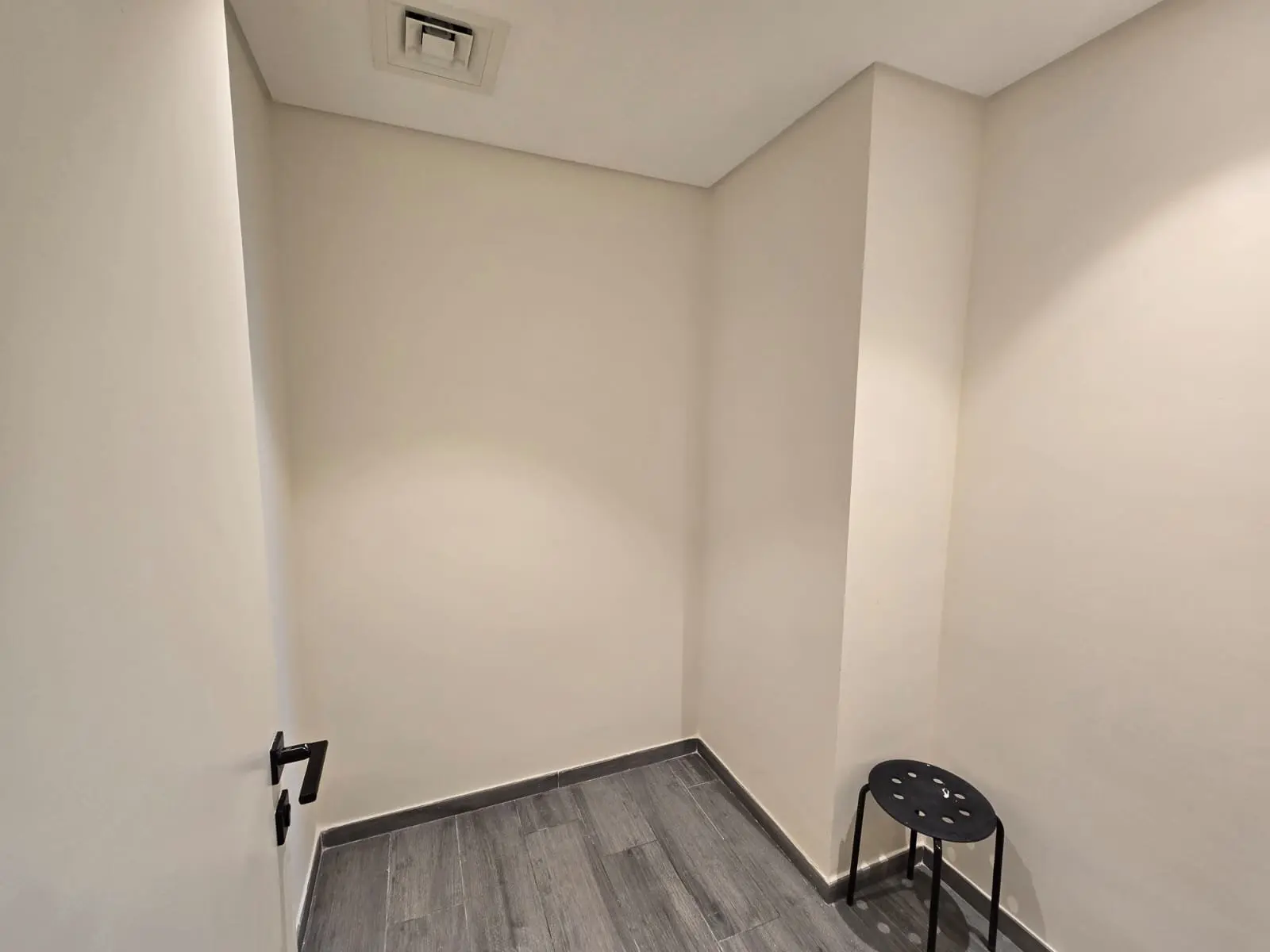 SPACIEUX SÉJOUR | VUE PARC | ESPACE DE RANGEMENT – Appartement Dubai (7/9)