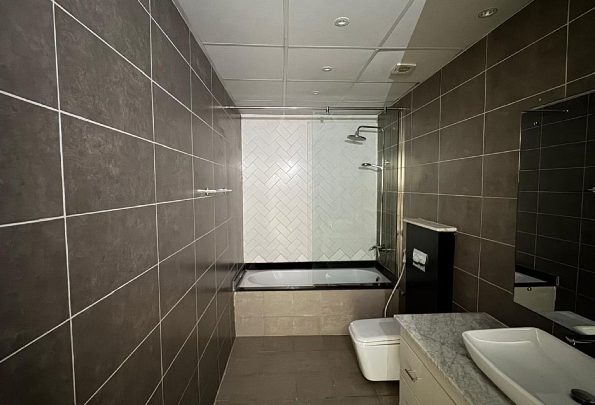 124186-original-6 1 MOIS GRATUIT | SPACIEUX 3 CHAMBRES | PRÊTE À EMMÉNAGER Villa