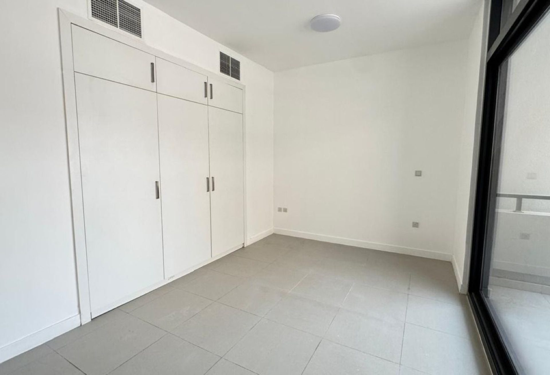 124189-original-9 1 MOIS GRATUIT | SPACIEUX 3 CHAMBRES | PRÊTE À EMMÉNAGER Villa