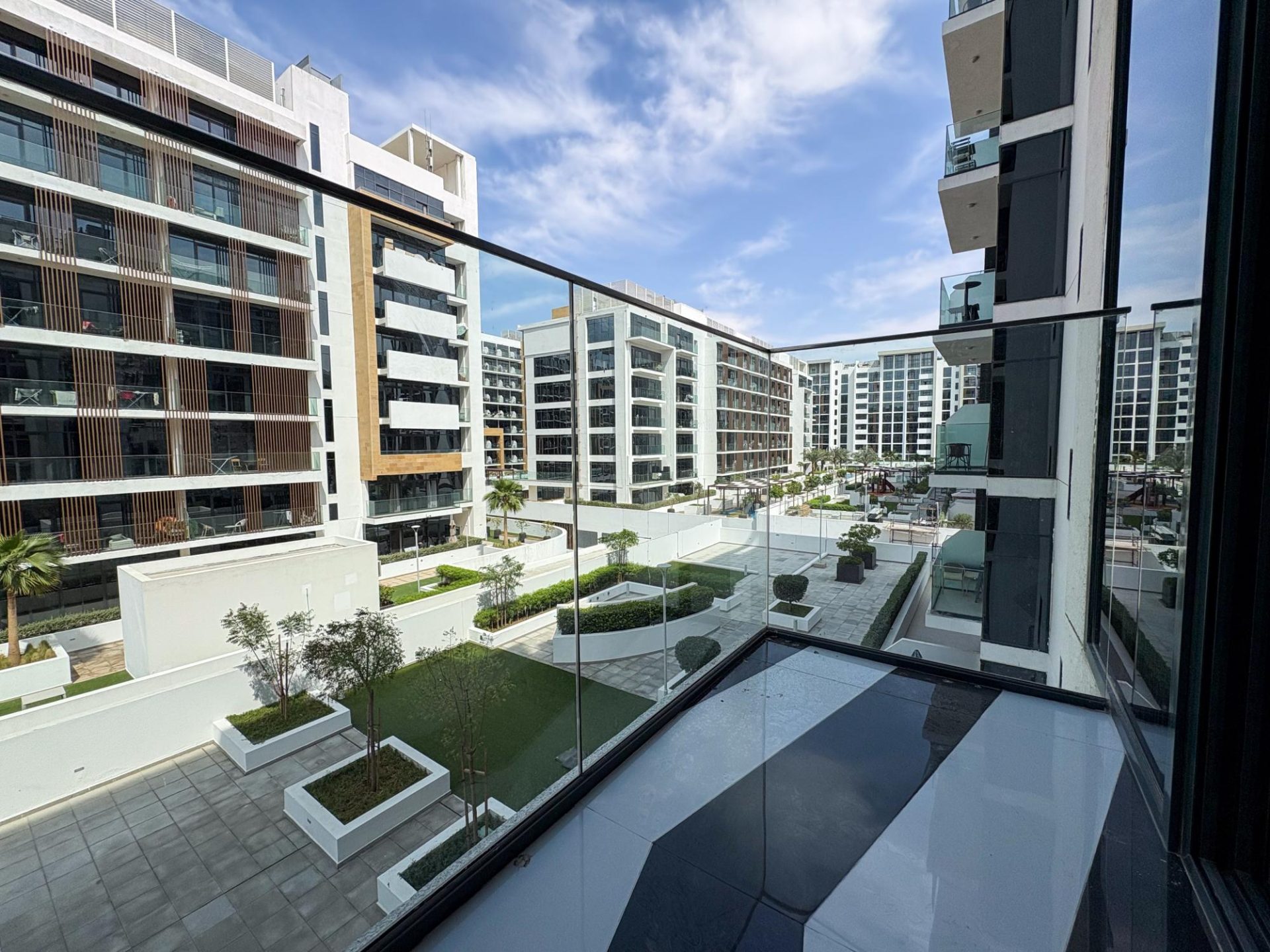 EMPLACEMENT PREMIUM À MEYDAN | VUE SUR LA PISCINE | PRÊT À EMMÉNAGER Appartement