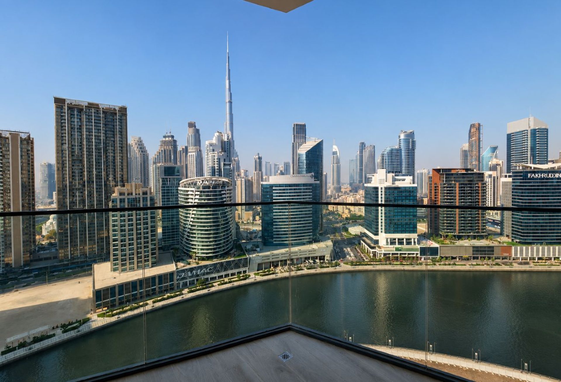 131898-original-11 NEUF | VUE BURJ KHALIFA + CANAL | DESIGN MODERNE Appartement
