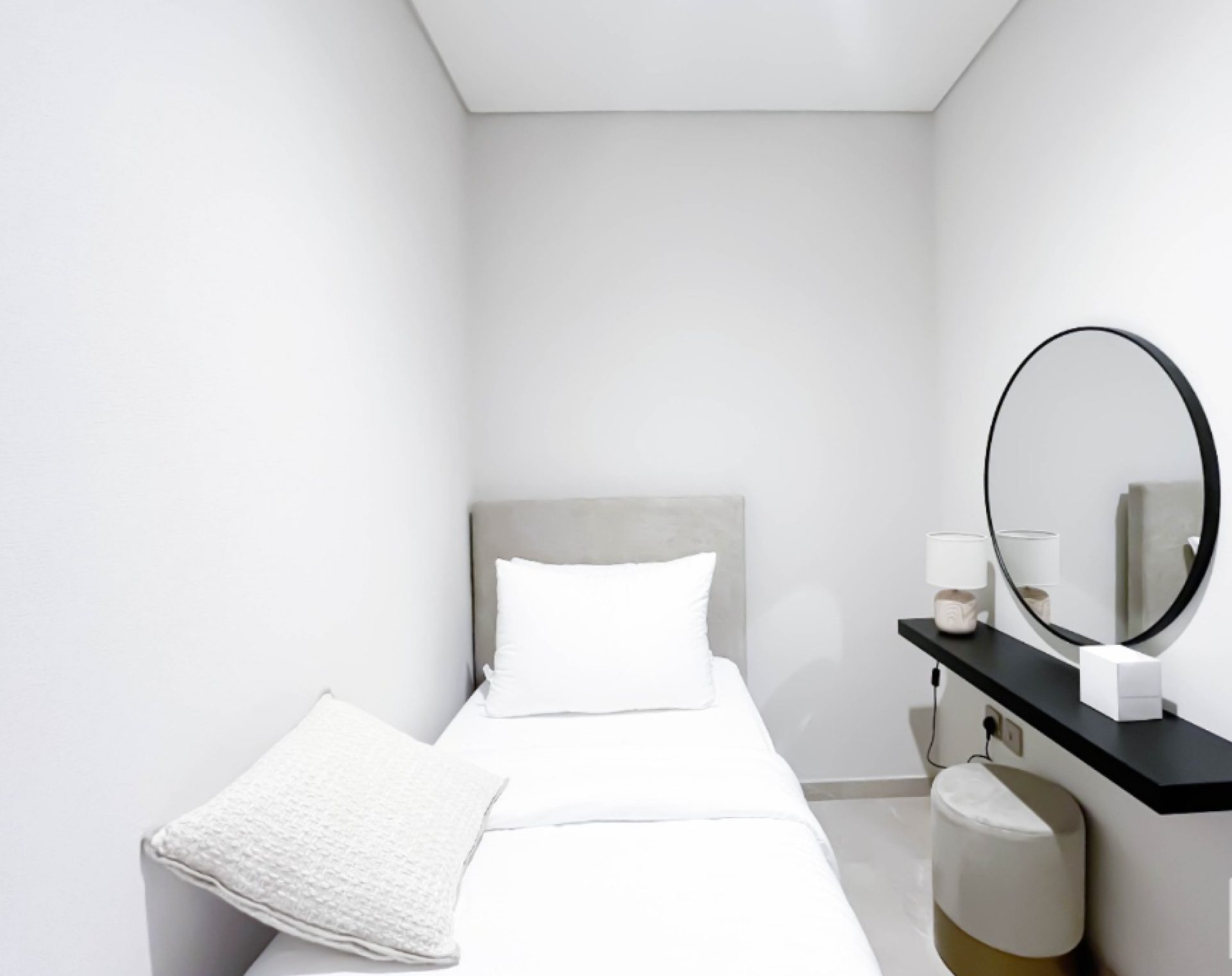 134383-25 VUE SUR LA SKYLINE | APPARTEMENT 3 CHAMBRES ENTIÈREMENT MEUBLÉ | 1 MOIS GRATUIT Appartement