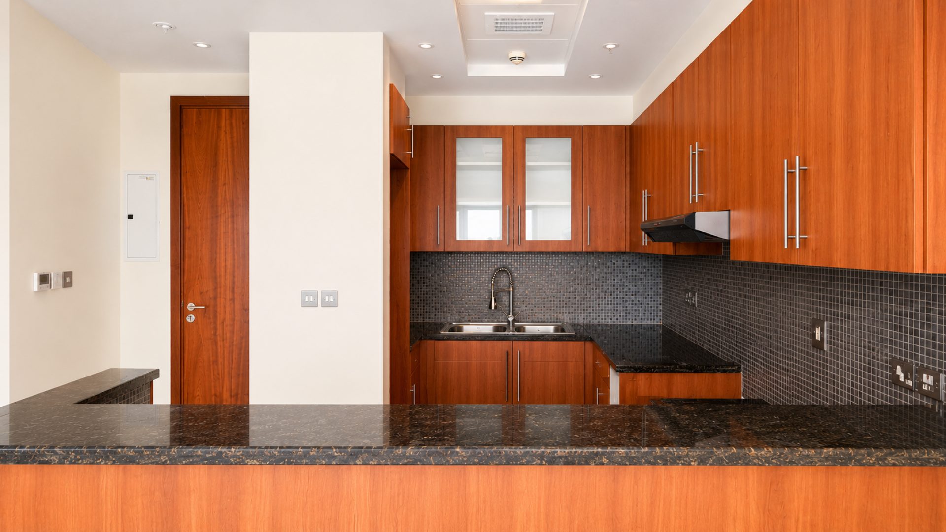 AGENCEMENT MODERNE | NON MEUBLÉ | EMPLACEMENT PREMIUM Appartement