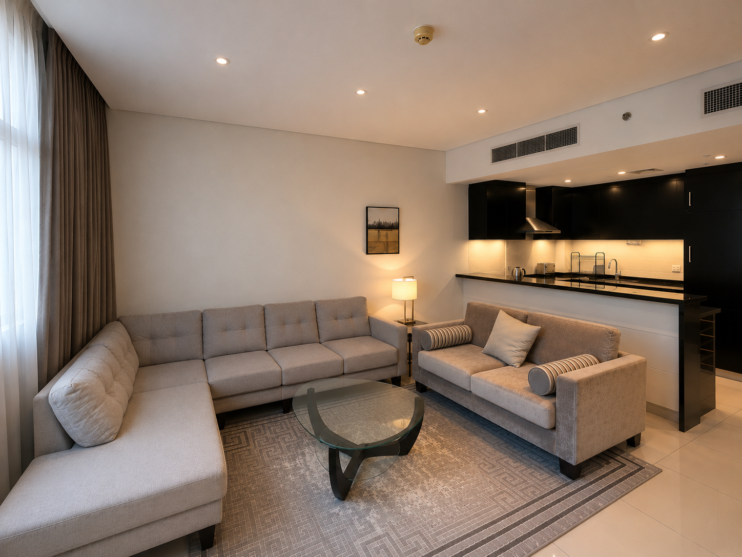 135521-cosmopolitan-2- SPACIEUX | MEUBLÉ | EMPLACEMENT PREMIUM Appartement