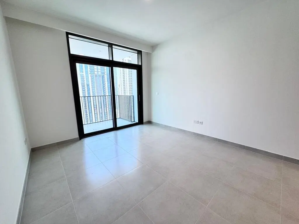 136362-WhatsApp-Image-2025-05-23-at-5.43.09-PM-7 VUE SUR LE BURJ KHALIFA | ÉTAGE ÉLEVÉE | NEUF – Appartement Dubai (3/12)