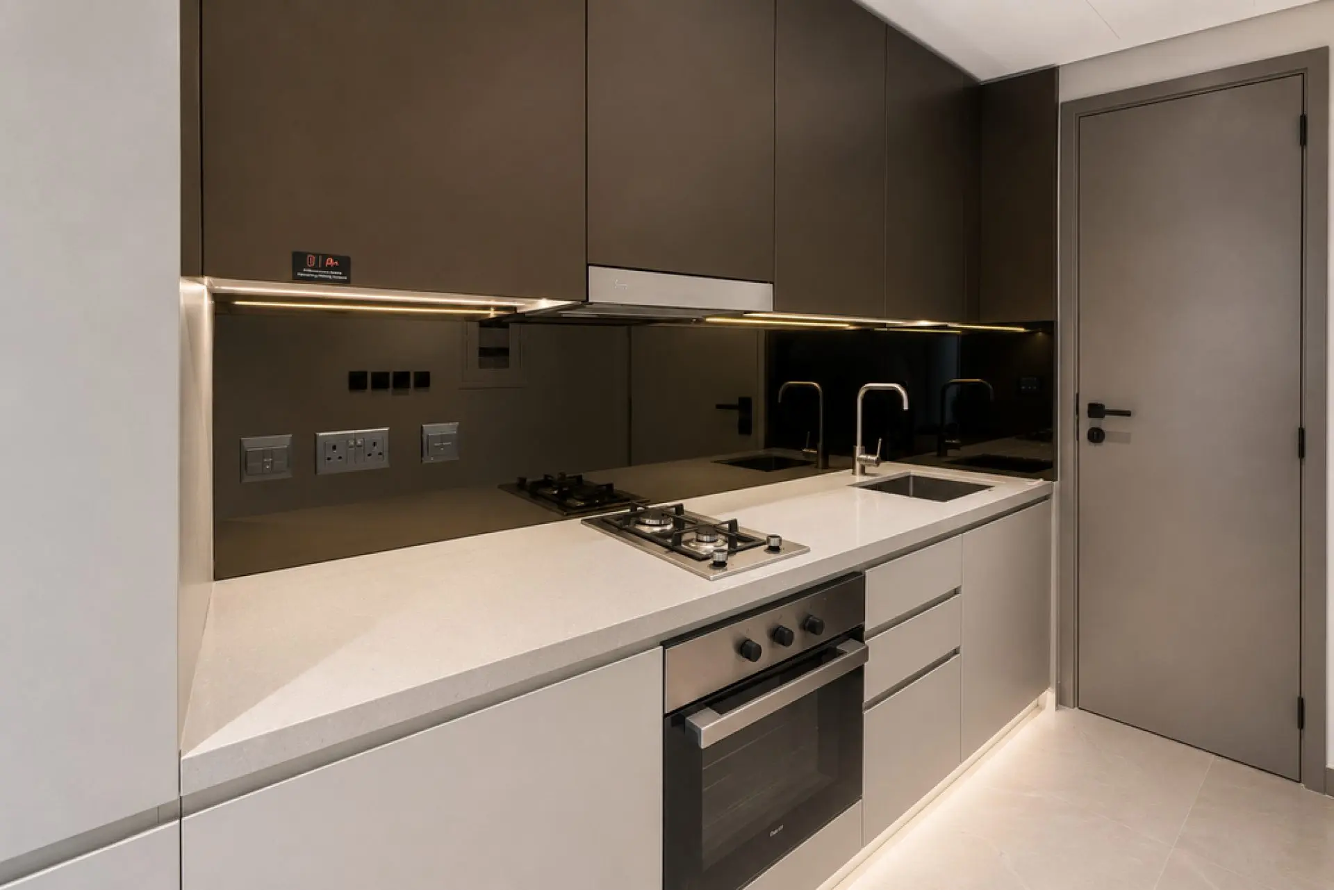 CREEK VIEWS | STUDIO MODERNE | EMPLACEMENT PREMIUM – Appartement Dubai (5/9)