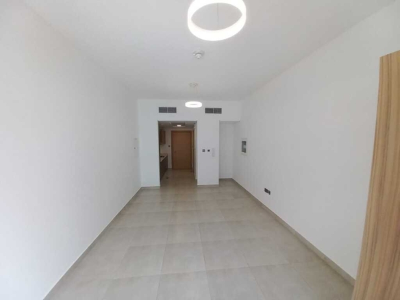 HAUT ÉTAGE | STUDIO SPACIEUX | EMPLACEMENT PRIMÉ Appartement