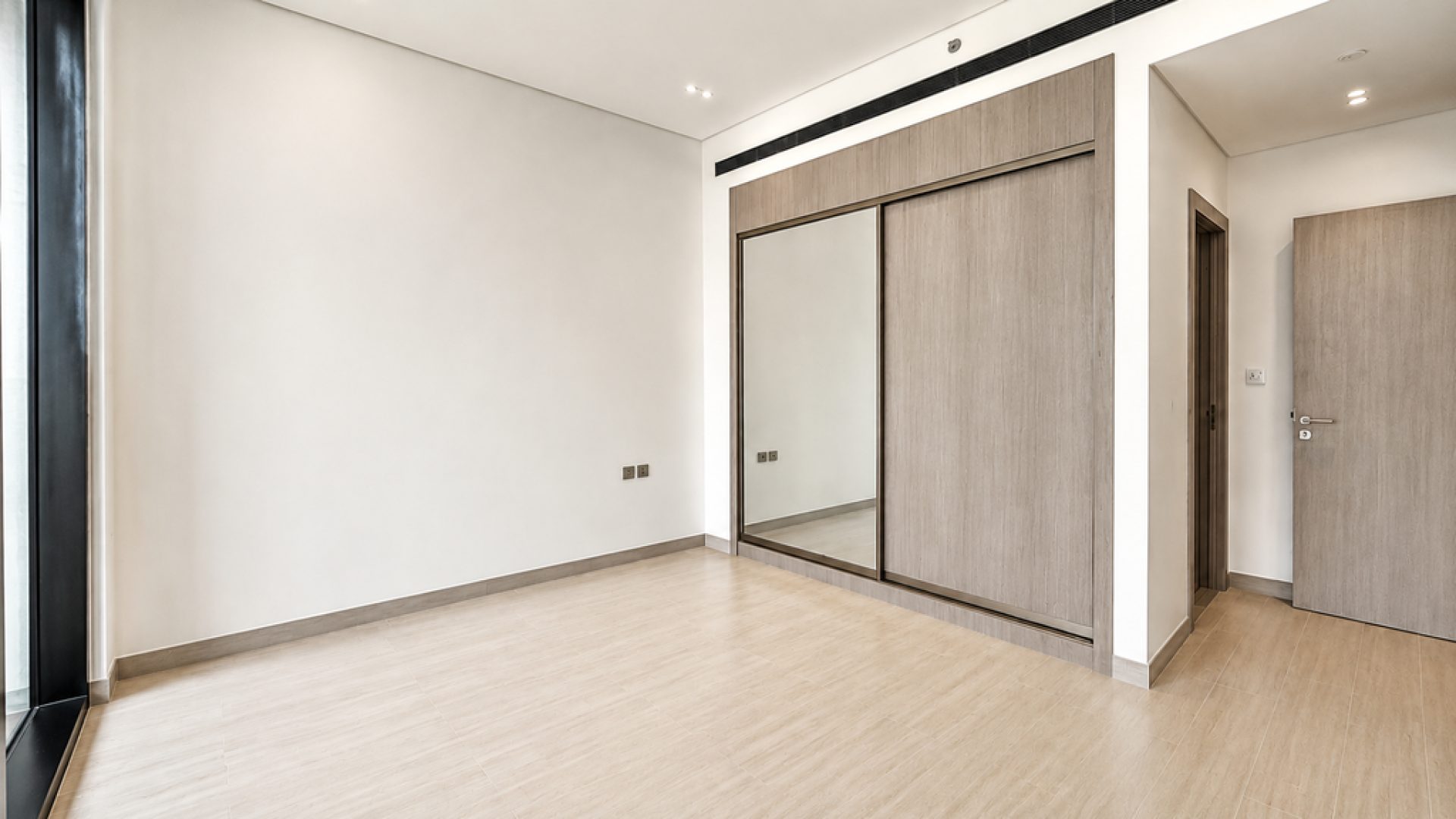 NOUVEAU | APPARTEMENT MODERNE 1CH | VUE SUR LA COMMUNAUTÉ Appartement