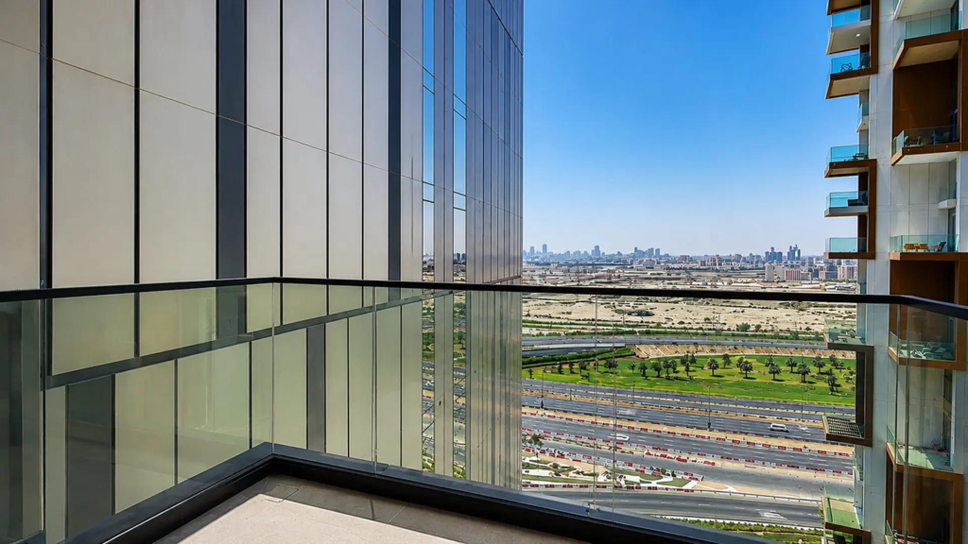 137162-1116-5 AGENCEMENT MODERNE 1CH | ÉTAGE ÉLEVÉ | NEUF – Appartement Dubai (2/10)