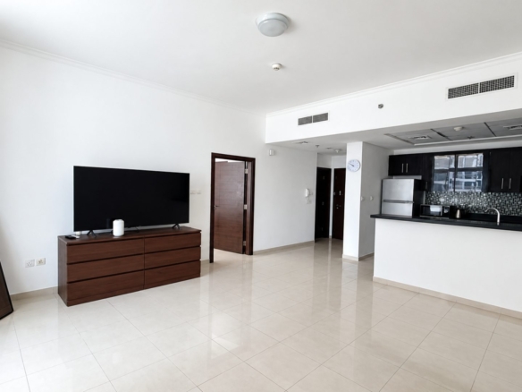 SEMI-MEUBLÉ | BIEN ENTRETENU | EMPLACEMENT PREMIUM Appartement