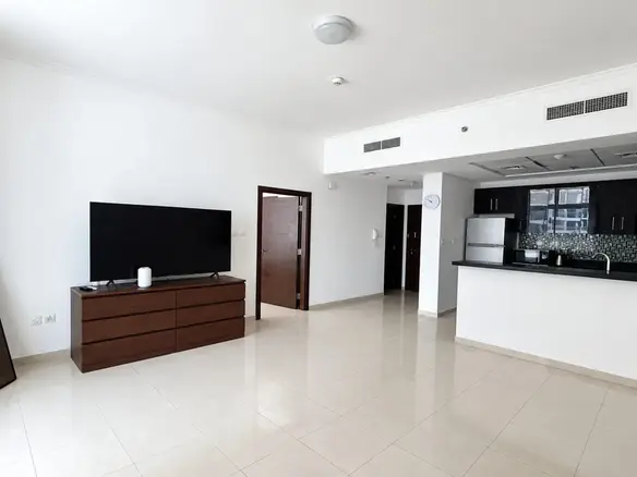 SEMI-MEUBLÉ | BIEN ENTRETENU | EMPLACEMENT PREMIUM – Appartement Dubai (1/10)