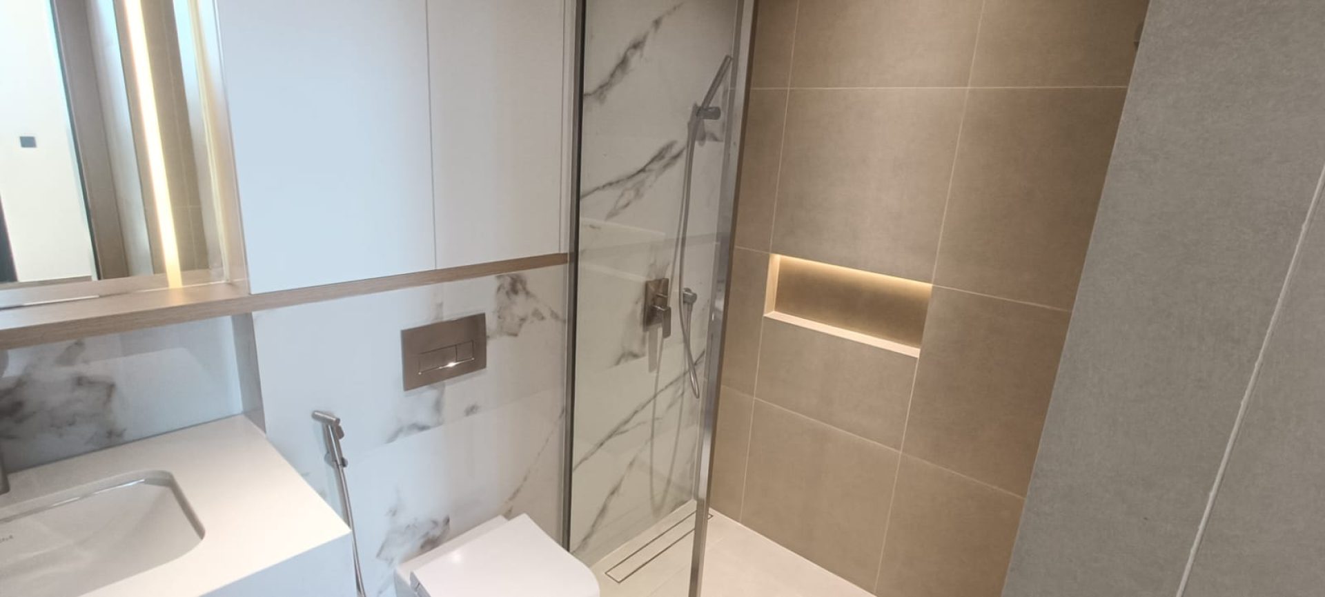 AURA DE LUXE | ESPACES PREMIUM | STYLE DE VIE HARMONIEUX Appartement دبي