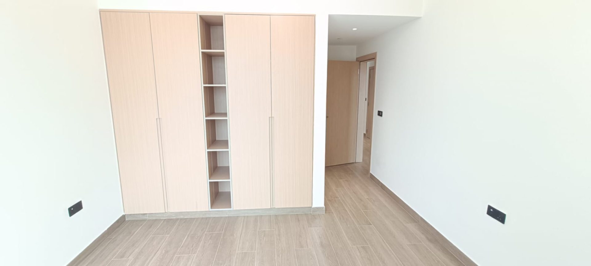 AURA DE LUXE | ESPACES PREMIUM | STYLE DE VIE HARMONIEUX Appartement دبي