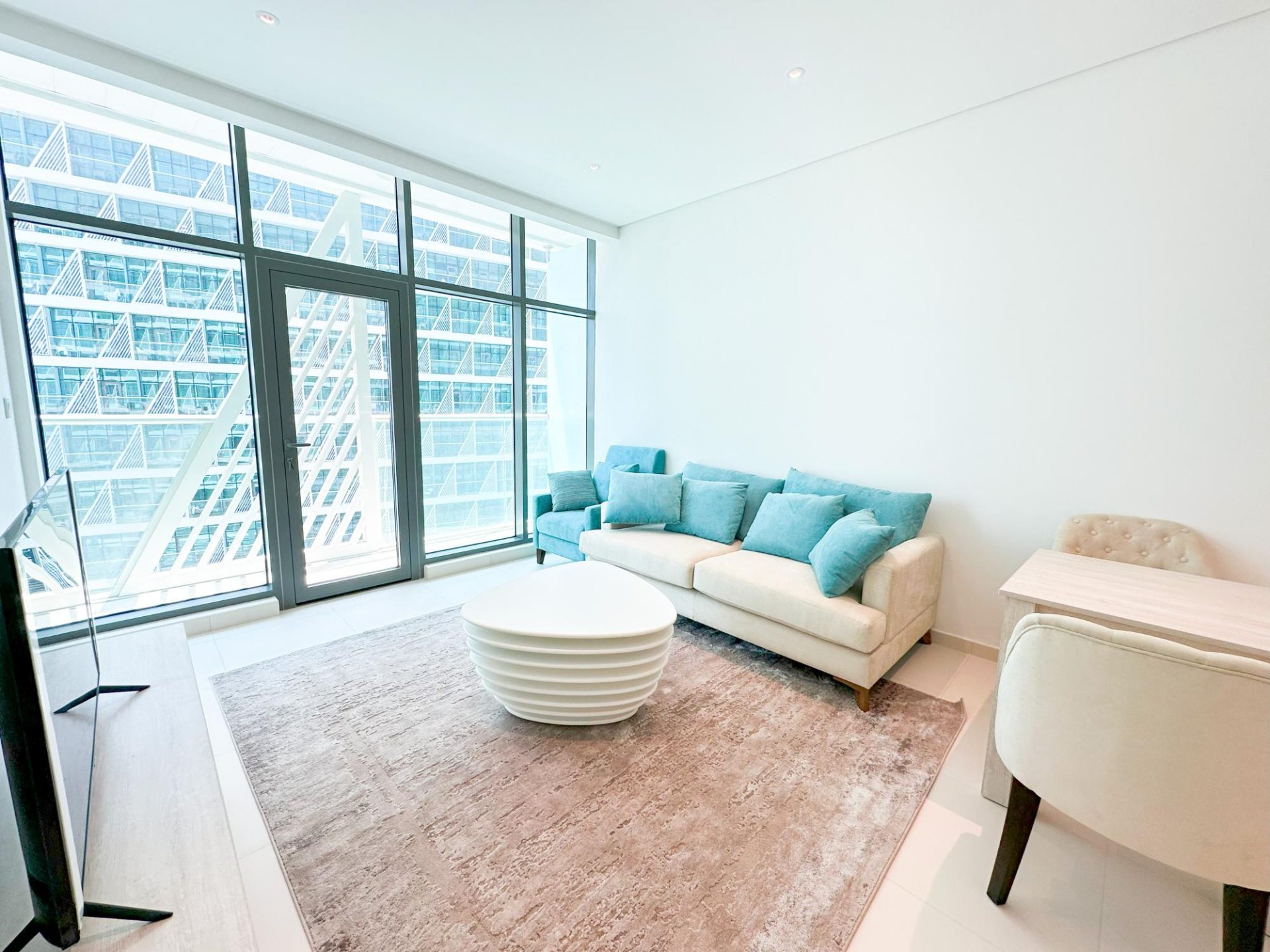 VUE PARTIELLE SUR L’OCÉAN | BAR OUVERT SUR LE TOIT | ACCÈS DIRECT À LA PLAGE Appartement Dubai